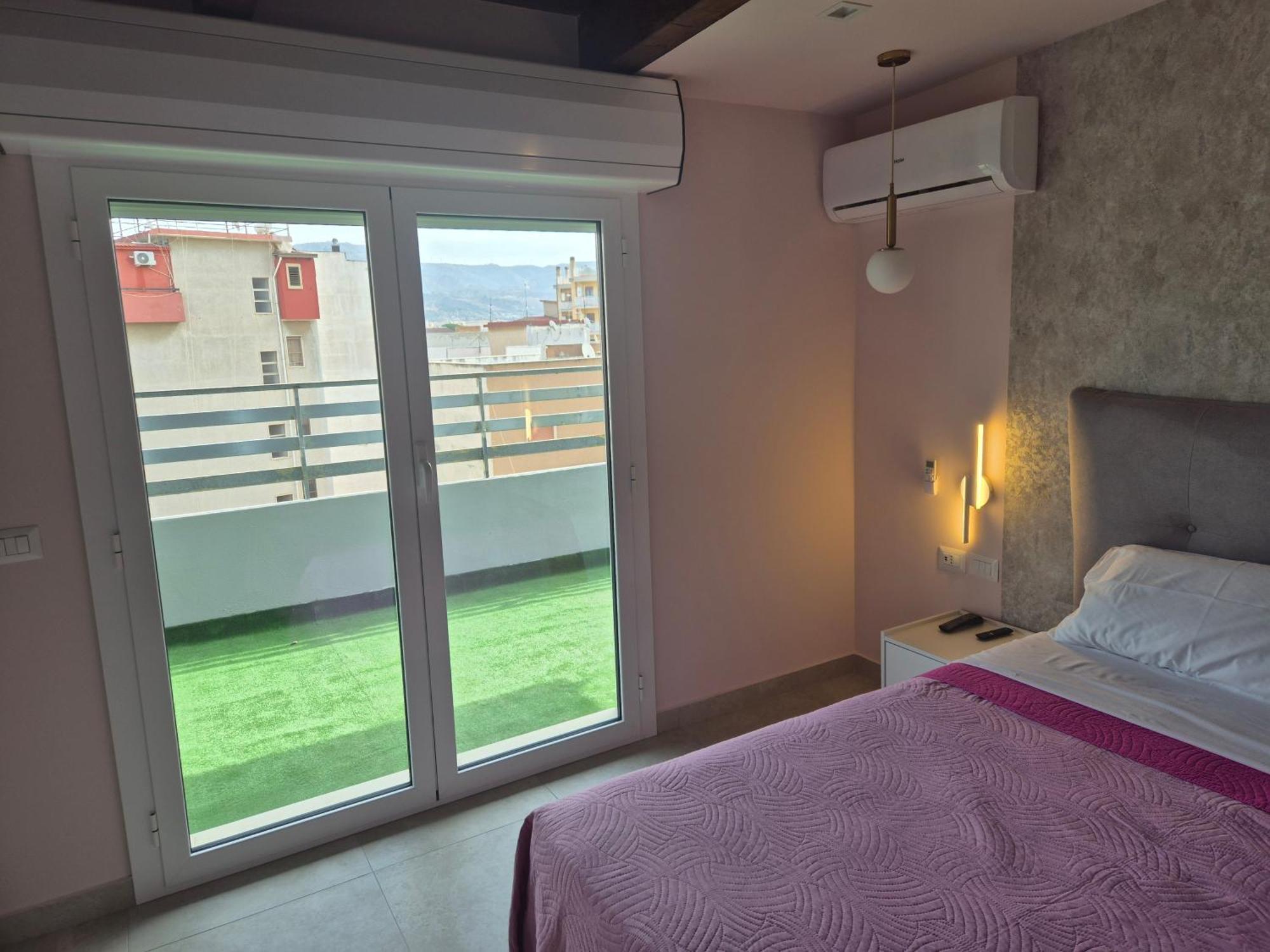Attico Solaris Apartment Reggio Calabria Exterior photo